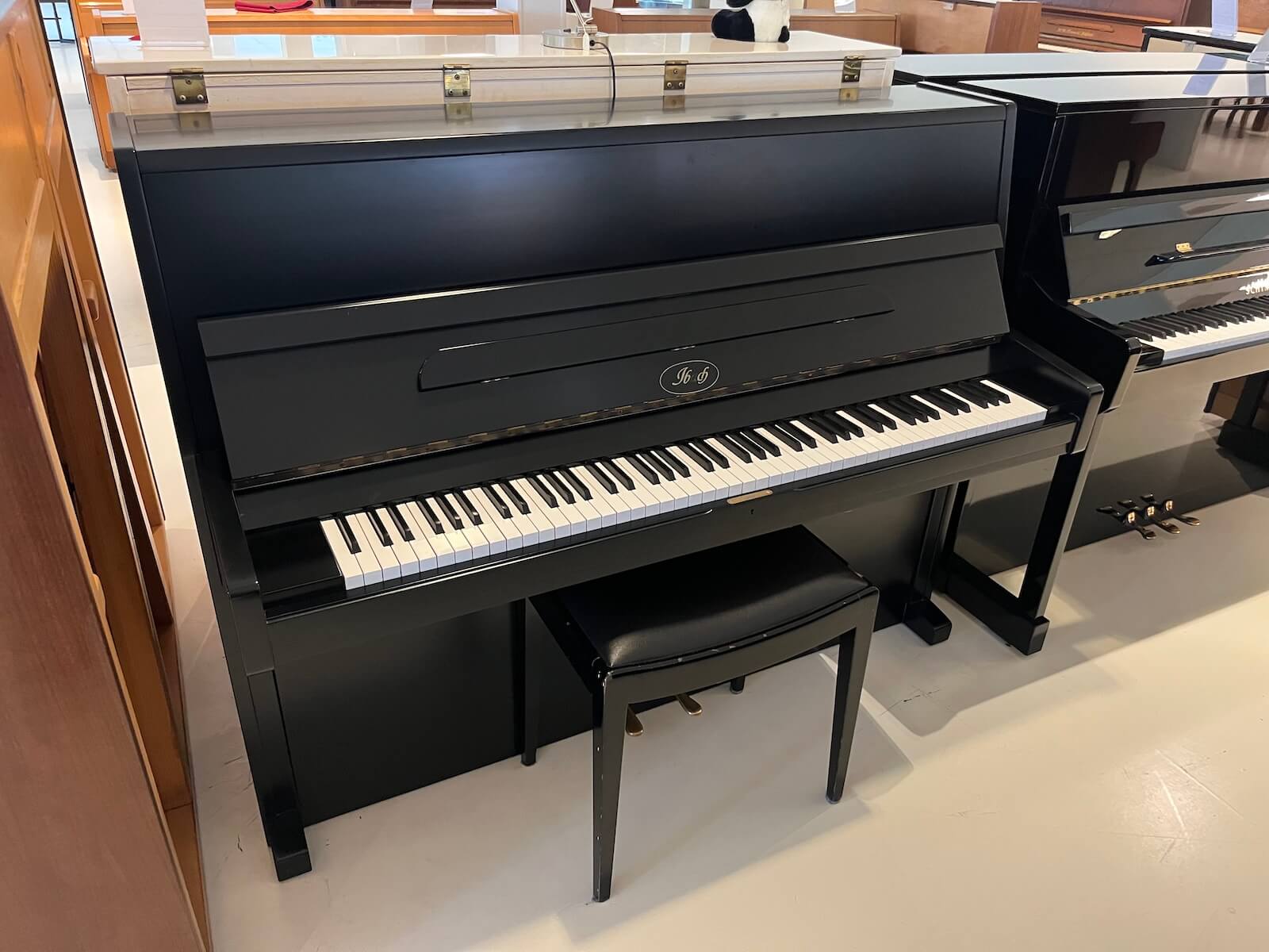 Ibach 116 tweedehands piano in mat zwart